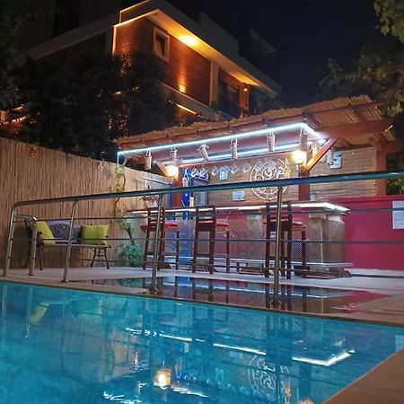 Beyaz Melek Apart Hotel アンタルヤ エクステリア 写真